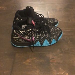Kyrie Allstar 4s